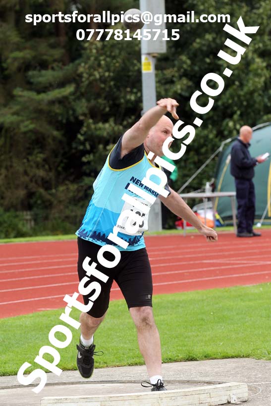 Shot putt, NECAA Open Meeting, Morpeth, Sunday, September 27th. David T. Hewitson/Sports for All Pics